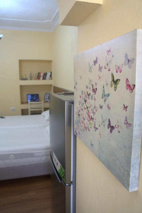 Alle'S M Shyri Studio Apartment 地拉那 外观 照片